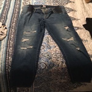 Liz Langle maternity capris!